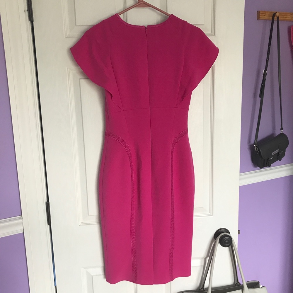 NWOT Karen Millen Fuschia Floral Lace Pencil Dress - Picture 5 of 8